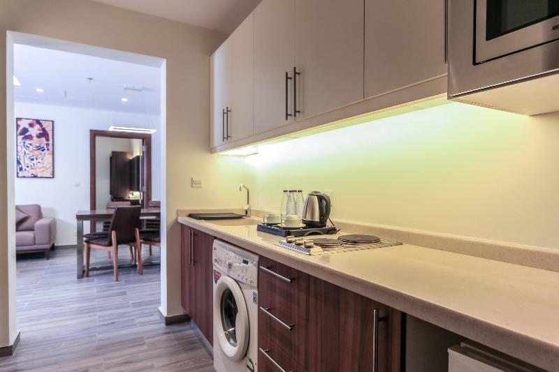 Hafawah Suites Медина Екстериор снимка
